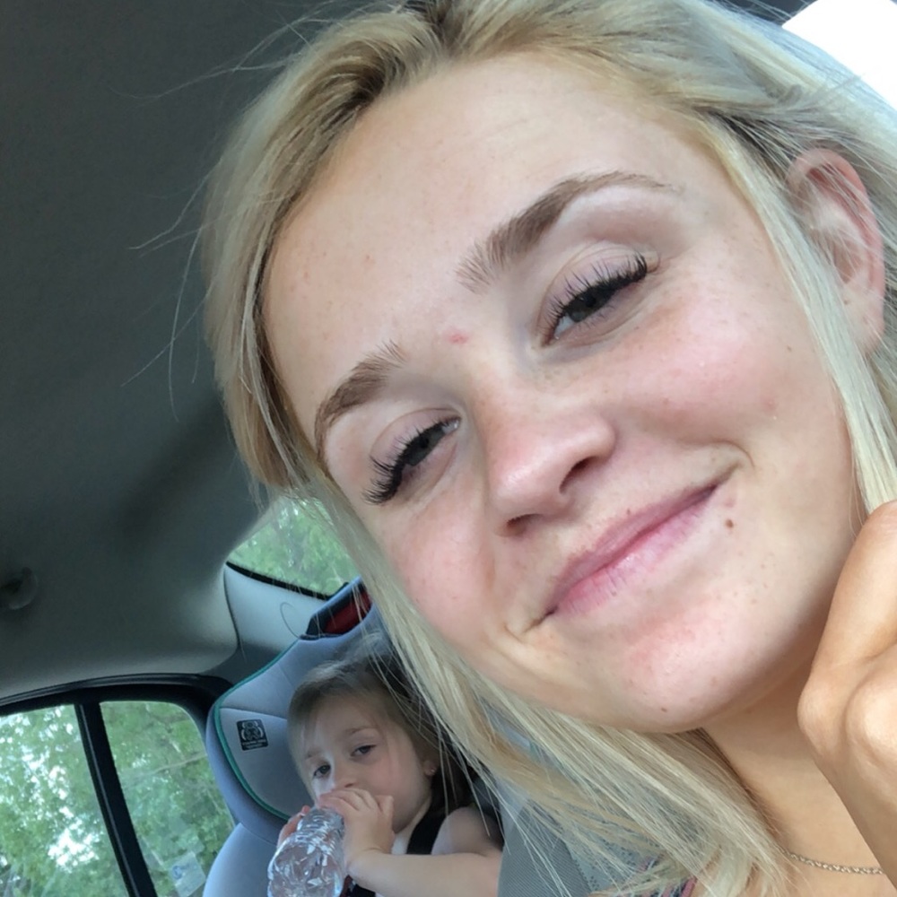 Meet your Posher, Jeny